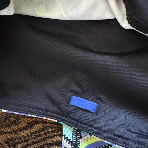 Victoria’s Secret VSX Sport Knockout Crop Leggings Size Large Hidden Pocket - Picture 4 of 8